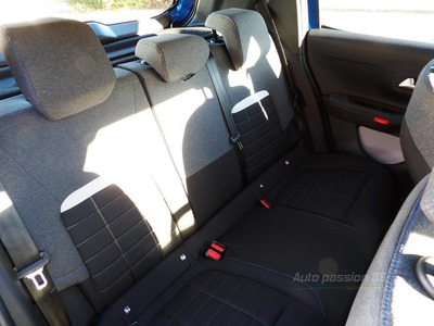 Location Citroën C3 Max©